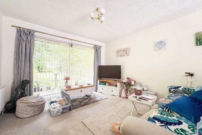 19, Crowborough photo 2