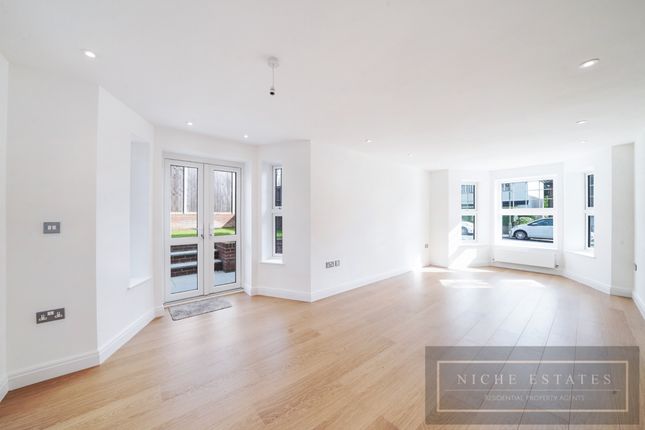 Detached house to rent in Eversleigh Road, London