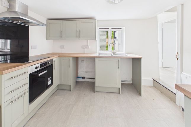 2, Dunkirk Cottages, Ottery St. Mary photo 2