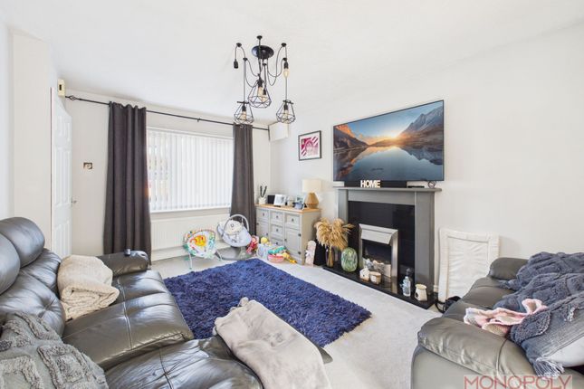 28 Greenways, Wrexham photo 2