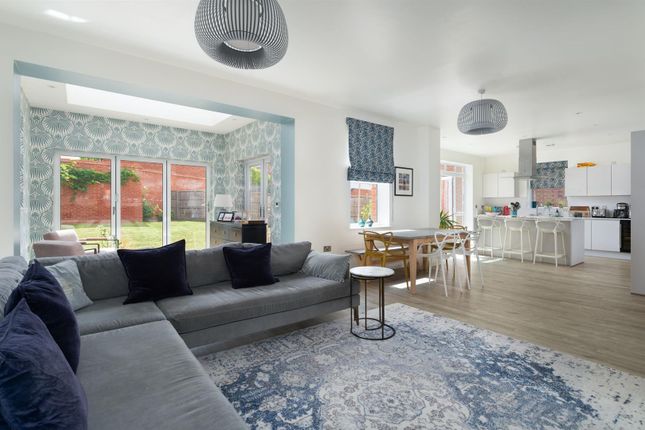 Kitchen/Family Room