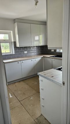 1b, Kent Street, Upper Gornal photo 5