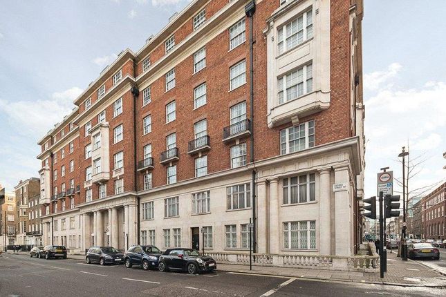 Thumbnail Flat for sale in George Street, London