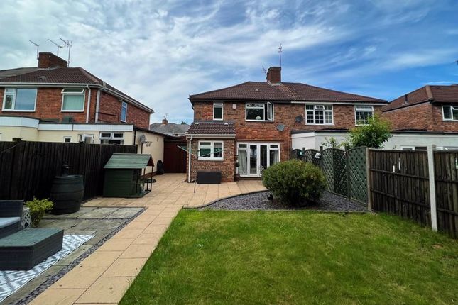 Chestnut Way, Finchfield, Wolverhampton WV3, 3 bedroom semi-detached