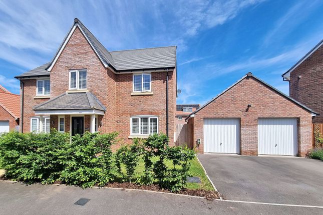 4-bed detached on 16, Selman Drive, Wotton-under-Edge, £625,000