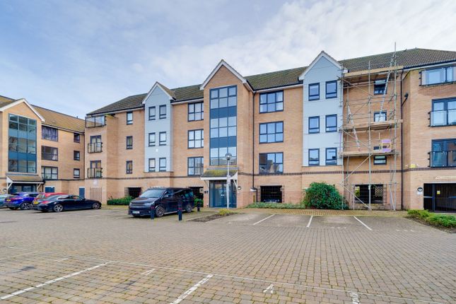 Flat to rent in Marbled White Court, Little Paxton, St. Neots