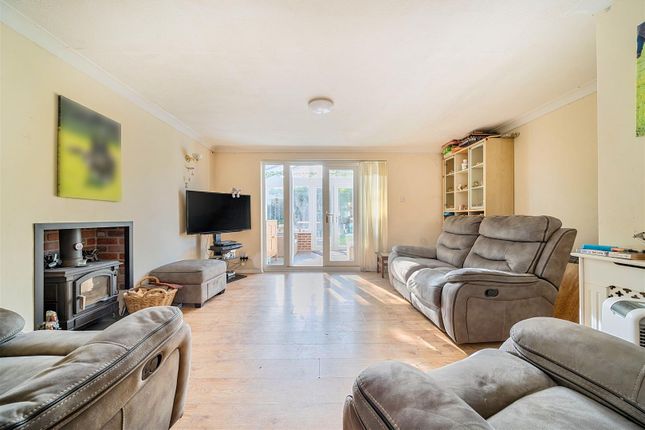 1A, Pembroke Road, Coxheath photo 2