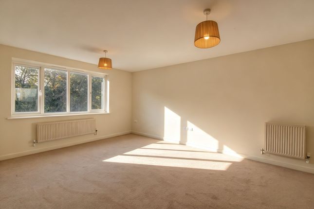 Flat 10, Walton House, Swindon photo 2
