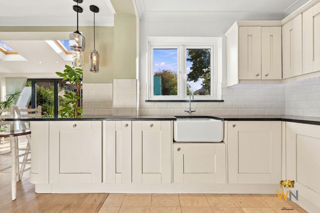 36, Langdale Gardens, Chelmsford photo 4