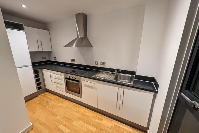 Flat, 906, Millennium Tower, Manchester photo 3