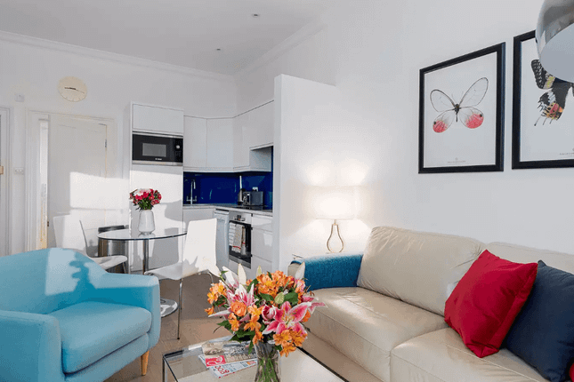 Thumbnail Flat to rent in Draycott Place (8), Chelsea, London