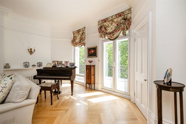 74, Harley House, Marylebone Road, London photo 4