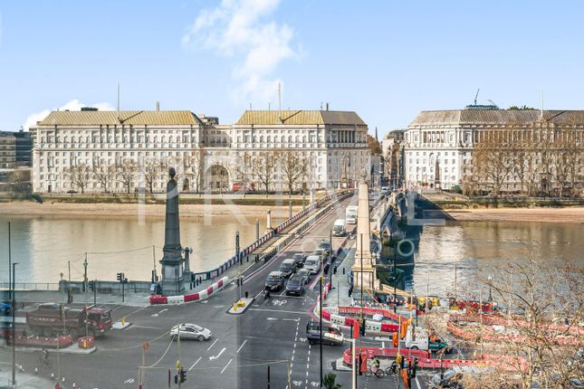 A35, Parliament View Apartments, 1 Albert Embankment photo 2