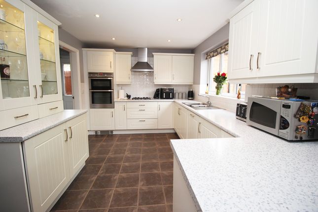 5, Lothian Way, Sleaford photo 4