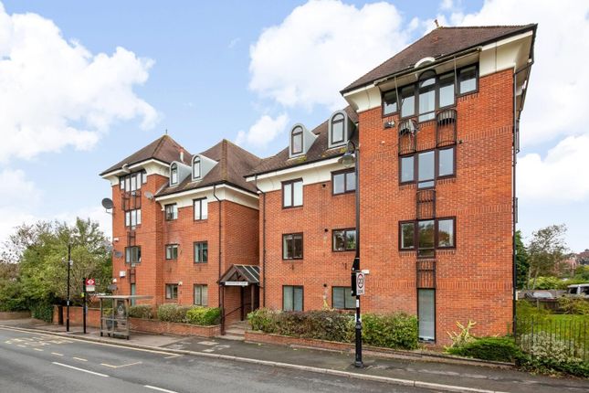 Thumbnail Flat for sale in Chevening Road, Crystal Palace, London