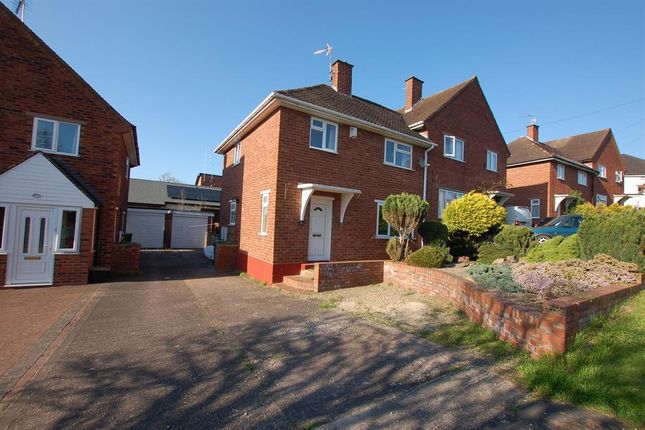 3 bed semi-detached house to rent in Dorset Road, Wollaston, Stourbridge DY8