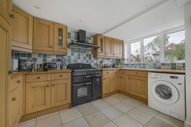 127, Baston Road, Bromley photo 4