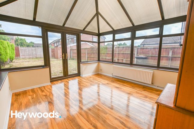 6 Cley Grove, Newcastle photo 5