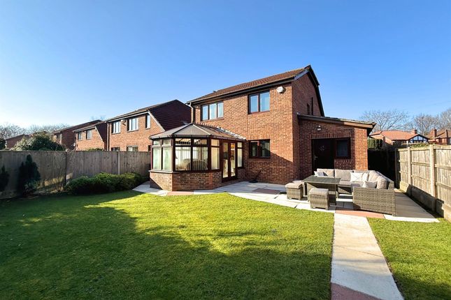 41 Woodbourne Road, Sale photo 2