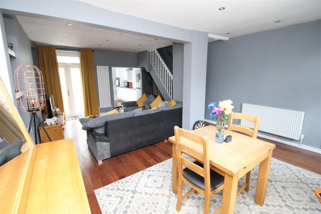 19, Station Terrace, New Tredegar photo 3