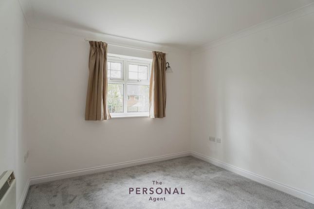 4, Denney Place, Epsom photo 5