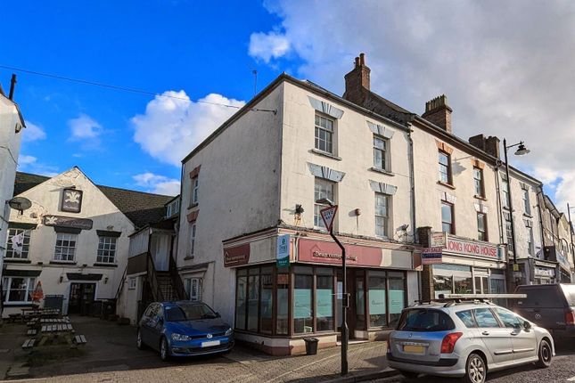Flat to rent in Market Place, Coleford