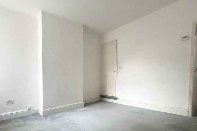 57, Turner Road, Leicester photo 4