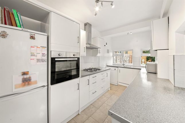 Rockingham Road, Uxbridge photo 3