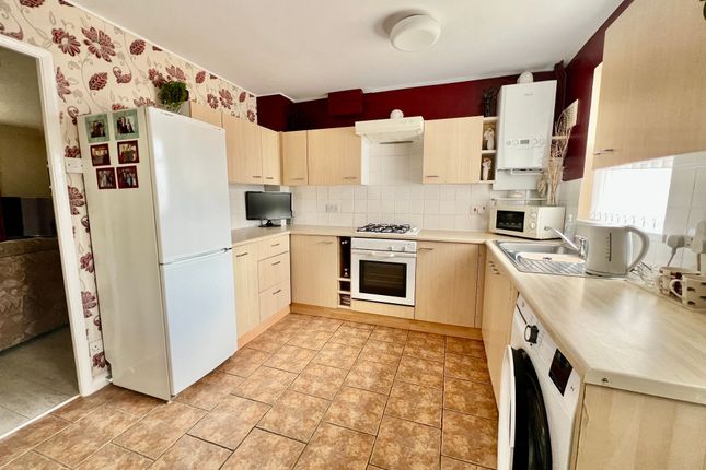 20 Truro Close, Grantham photo 4