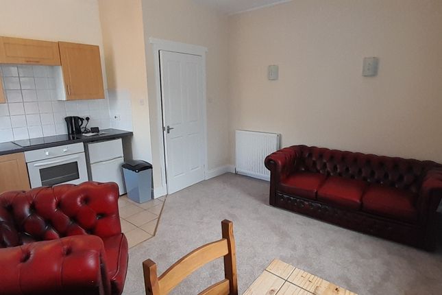 5, Airlie Place, Cupar photo 2