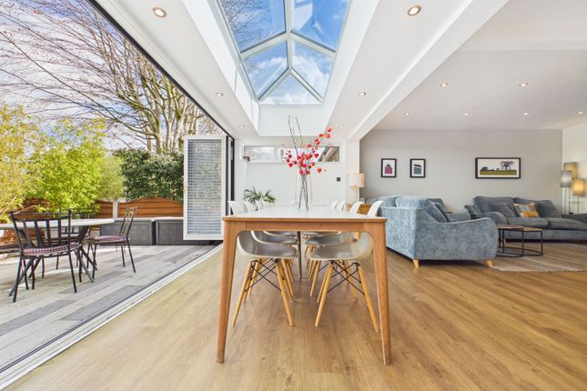43, Romford Road, Sale photo 3