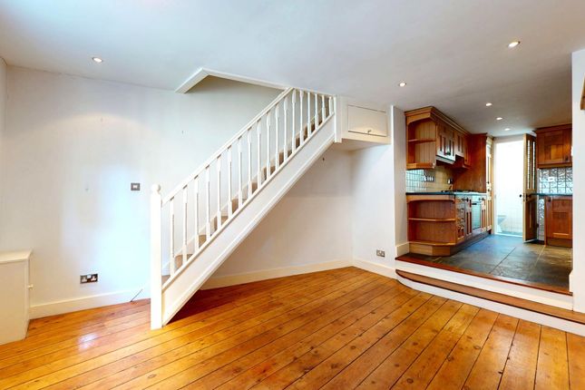 24, Holly Mount, Hampstead Village photo 3