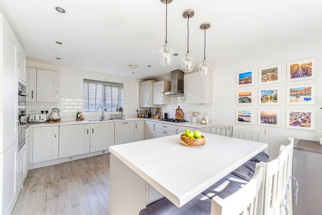 17, Cowleaze Path, Weston super Mare photo 4