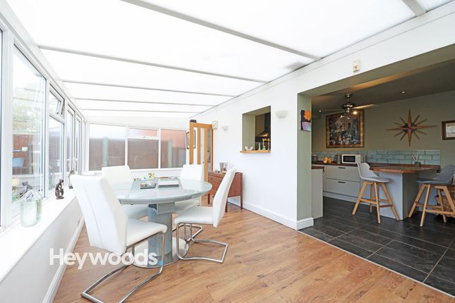 16 Westlands Avenue, Newcastle photo 4