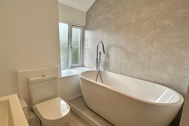 Bramble Cottage, Knowle photo 4