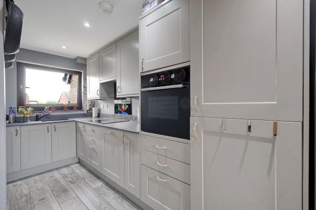 25, Warren Lane, Ipswich photo 4