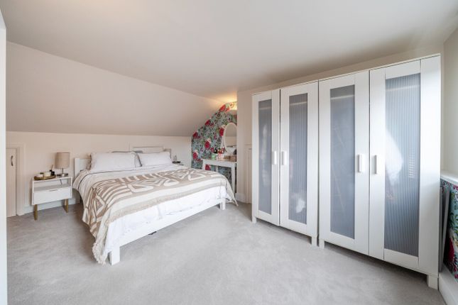 1C,, Severus Road, London photo 3