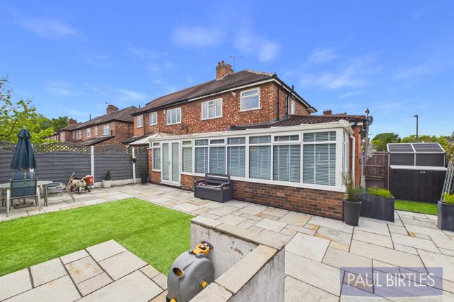 12, Walmsley Grove, Trafford photo 2