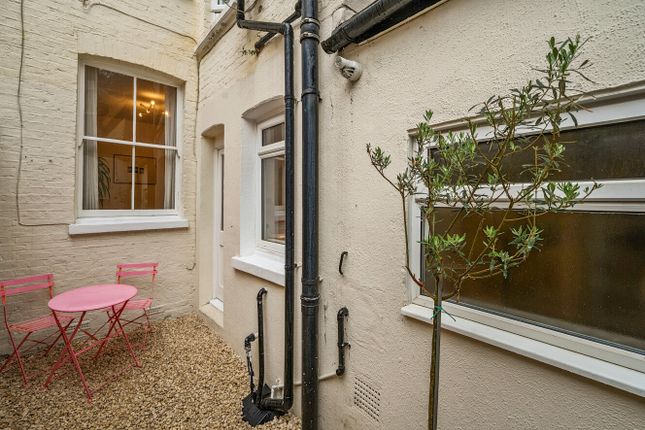Ground Floor Flat, 15, Mascotte Road, London photo 4