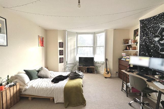 Thumbnail Studio to rent in Gloucester Place, Brighton