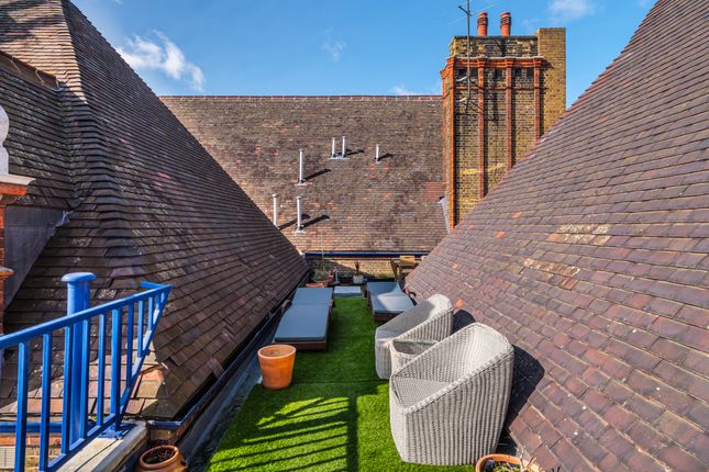 Flat for sale in Principle Lofts, Lower Clapton