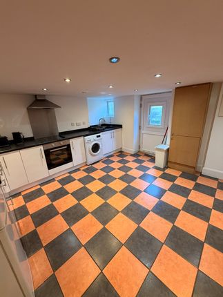57 Cross Lane, Huddersfield photo 5