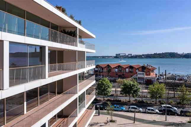 Thumbnail Apartment for sale in Cais Do Sodre, Lisbon, Portugal, 1200-479