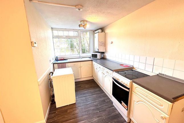 38, Heritage Close, Uxbridge photo 4