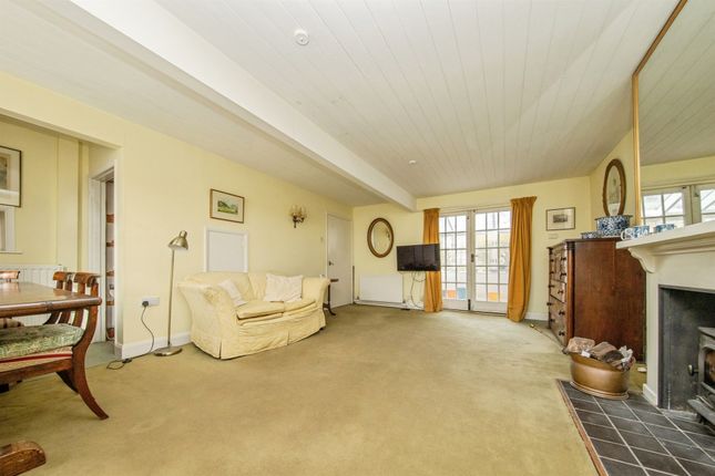 Groom Cottage, Tattingstone Park, IPSWICH photo 3