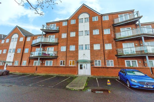 Thumbnail Flat for sale in Waterfront Way, Walsall