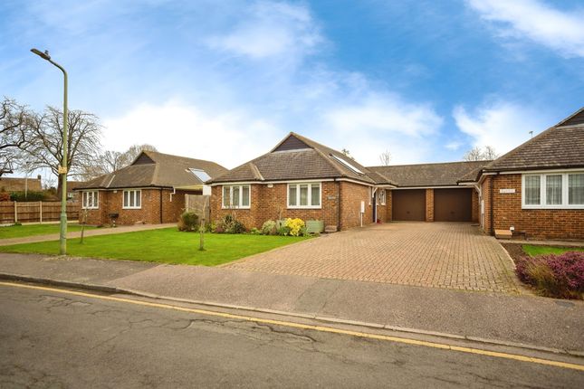 Thumbnail Bungalow for sale in Orchard Glade, Headcorn, Ashford