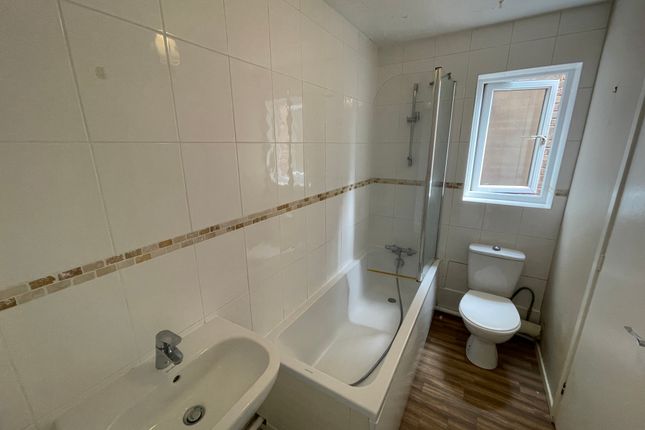 22, Wednesbury photo 5