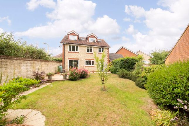Detached house for sale in Blenheim Way, Southmoor, Abingdon
