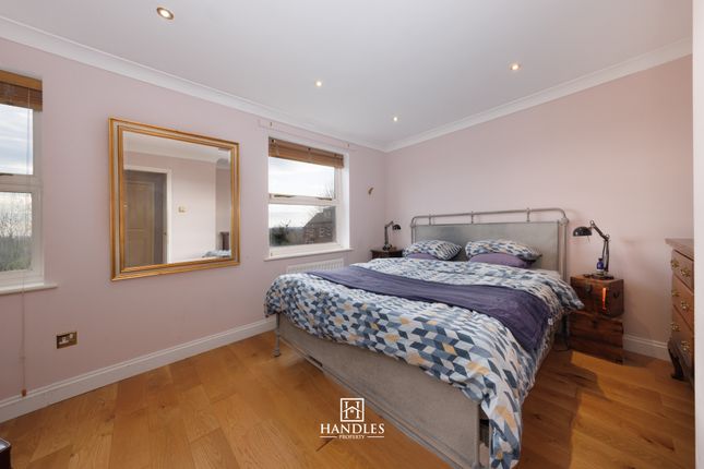 End terrace house for sale in Rosewood Crescent, Leamington Spa, Warwickshire